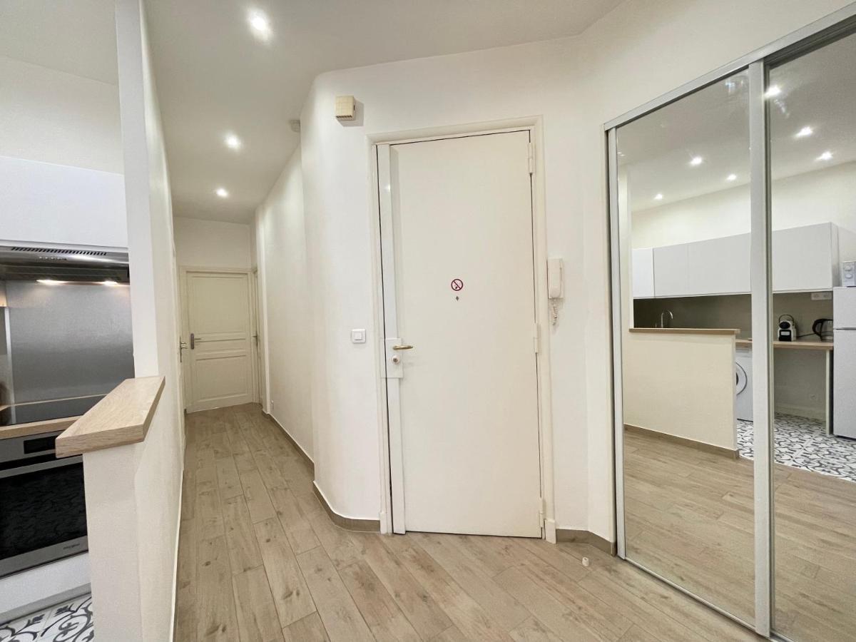 Renting - Penchienatti - Spacious - 2 Bedrooms - King Bed - View Heart Of Nizza