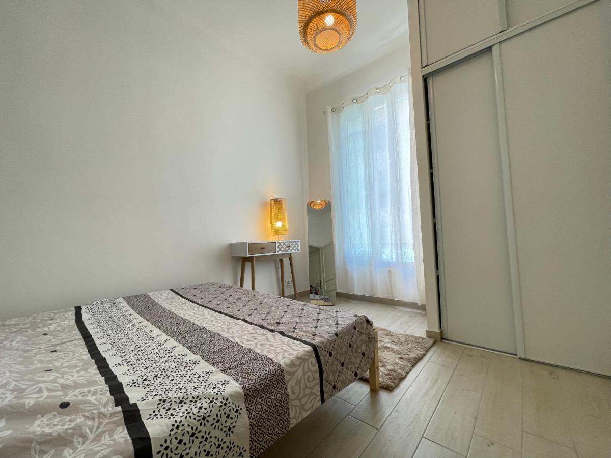 Renting - Penchienatti - Spacious - 2 Bedrooms - King Bed - View Heart Of Apartment Nizza