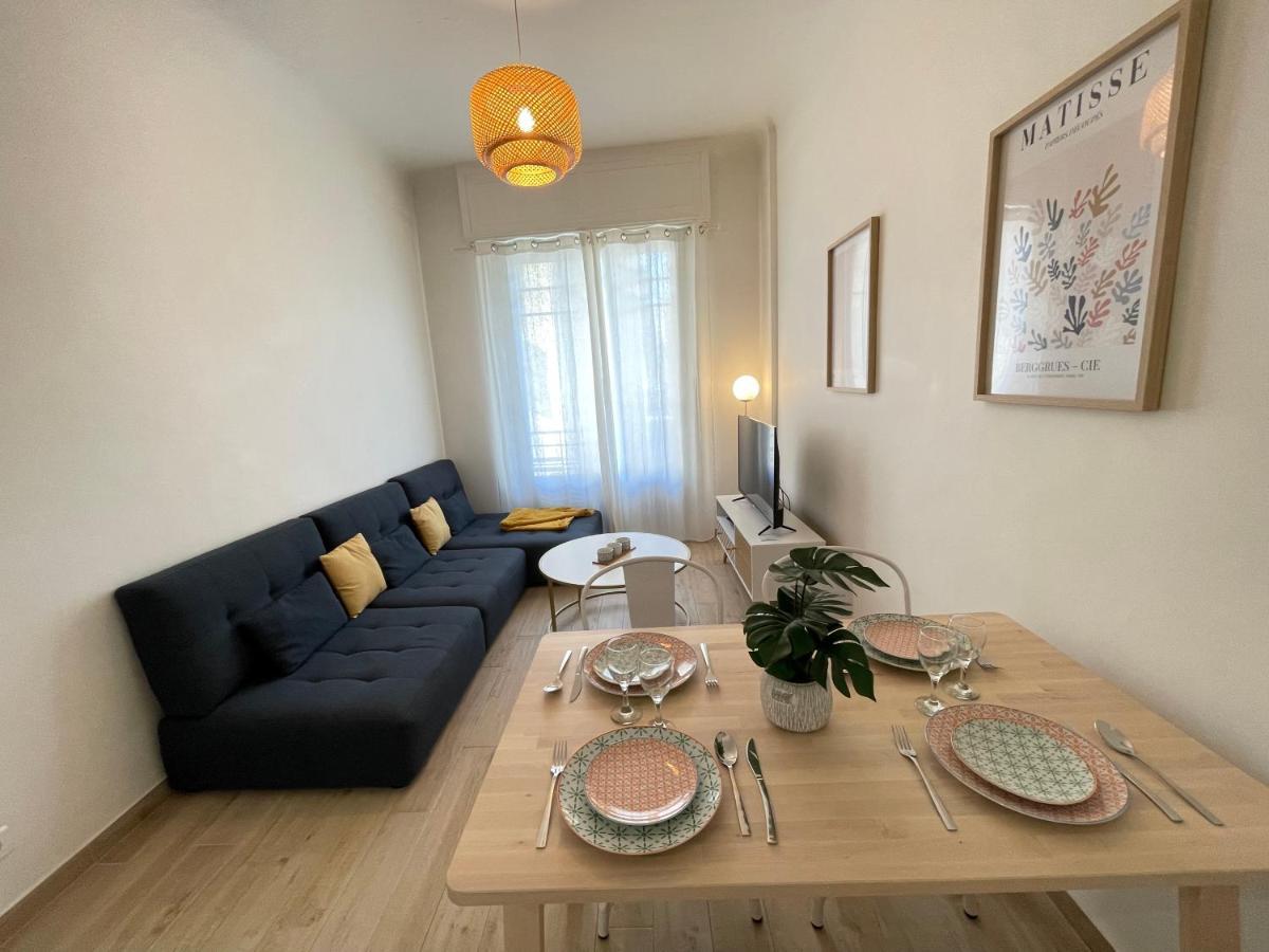 Apartment Renting - Penchienatti - Spacious - 2 Bedrooms - King Bed - View Heart Of Nizza