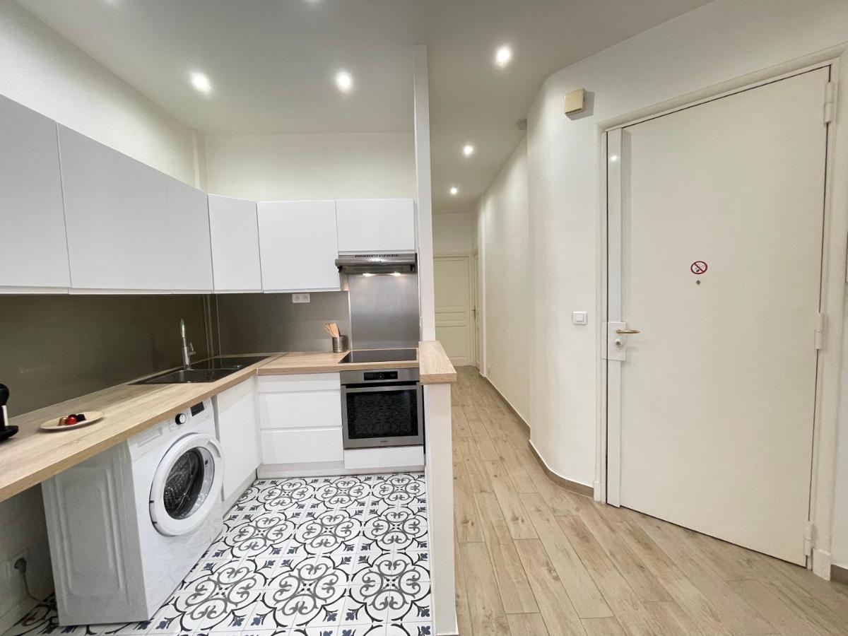 Renting - Penchienatti - Spacious - 2 Bedrooms - King Bed - View Heart Of Nizza
